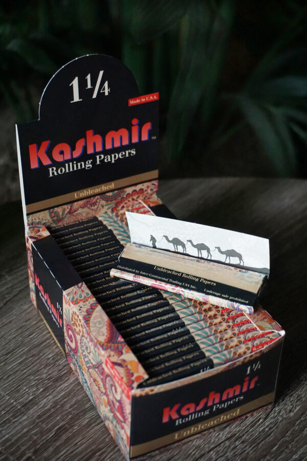 Kashmir Unbleached: 1¼ Display - Image 3